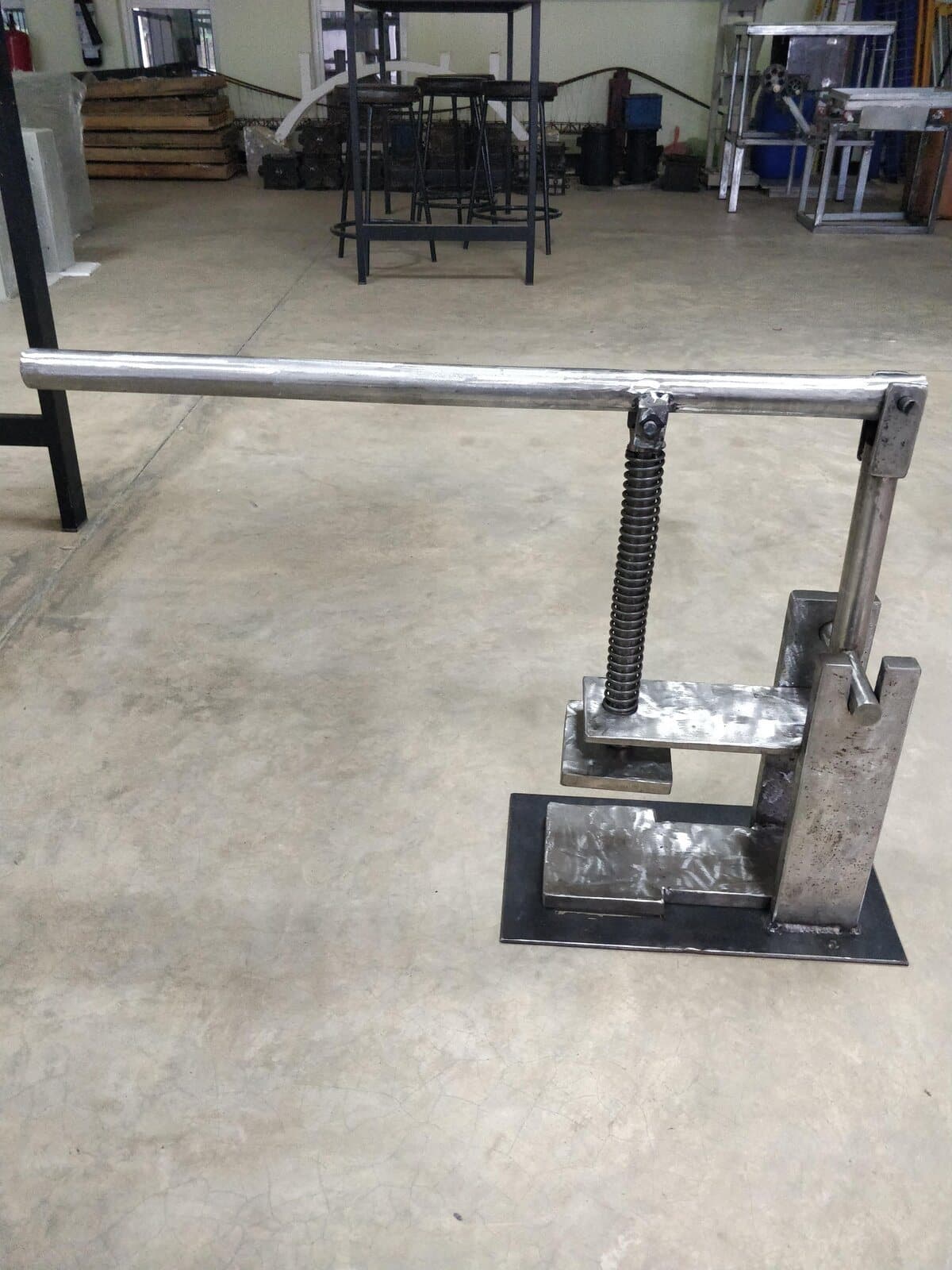Can crusher: cut, welded, ground and polished by hand